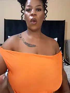 THICKBUNNYCHICKxxx online show from February 20, 2026, 10:38 am