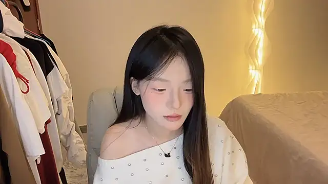 Robin-o3 online show from November 22, 2025, 9:30 am