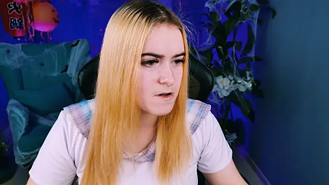 Stef Nicks online show from October 21, 2025, 9:10 am