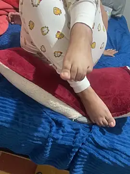 Theperfectbody online show from September 18, 2025, 6:04 am