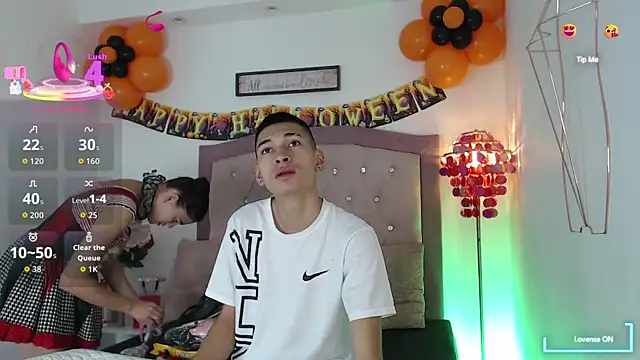 AmelieAndAce online show from October 9, 2025, 12:47 pm