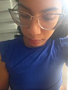 RavenShyfit online show from November 10, 2025, 11:53 am