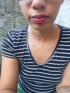 RavenShyfit online show from April 17, 2026, 7:50 pm