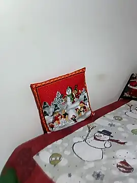 Snapshot of Bryony_Sullyvan chatting on December 3, 2025, 8:51 pm Bryony Sullyvan online show from December 3, 2025, 8:51 pm