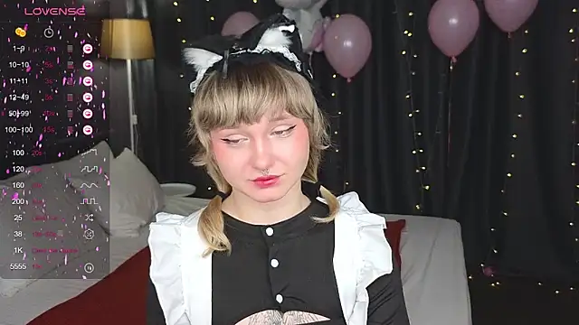 Tori Cutie online show from March 28, 2026, 12:10 am