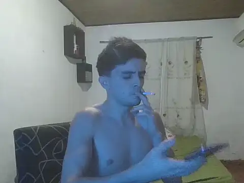 Rodrigo99 9 online show from May 7, 2026, 3:01 am