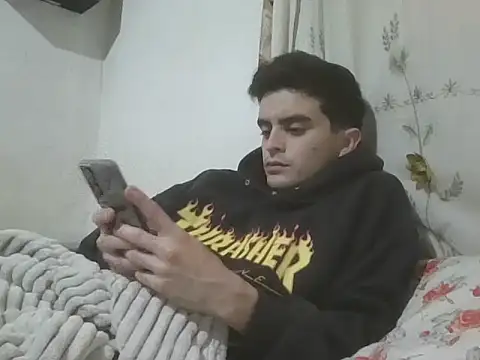 Rodrigo99 9 online show from May 11, 2026, 4:04 pm