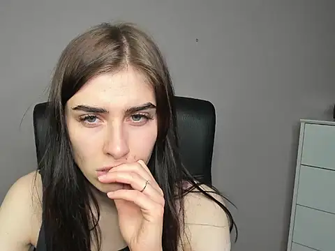 dreamPIA online show from September 29, 2025, 8:35 pm