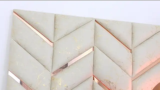 AlanaDoll online show from September 30, 2025, 3:06 pm