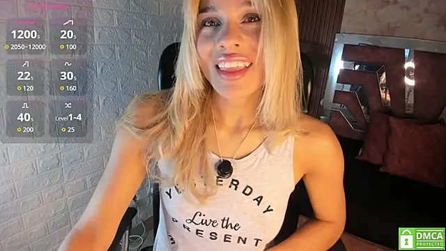 hot cupid01 online show from April 24, 2026, 11:01 am