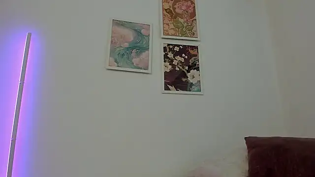 canelleGarces online show from March 18, 2026, 3:37 pm