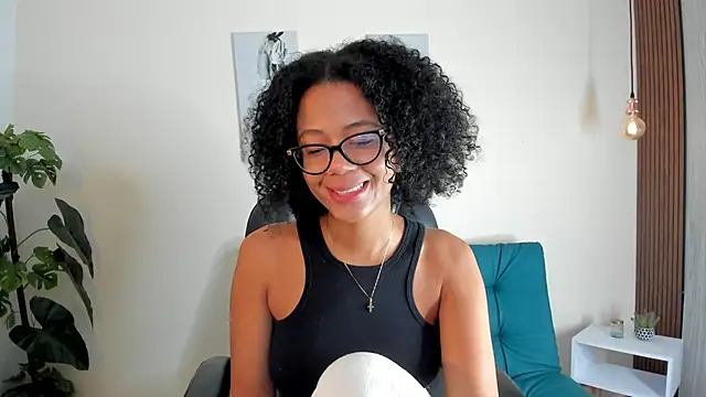 Ayleen Dunkan online show from February 24, 2026, 5:55 pm