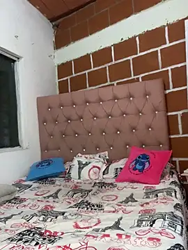 Rachellcooperrr online show from December 2, 2025, 3:34 am