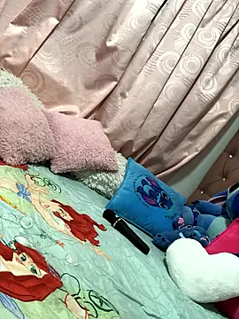 Rachellcooperrr online show from January 11, 2026, 12:37 am