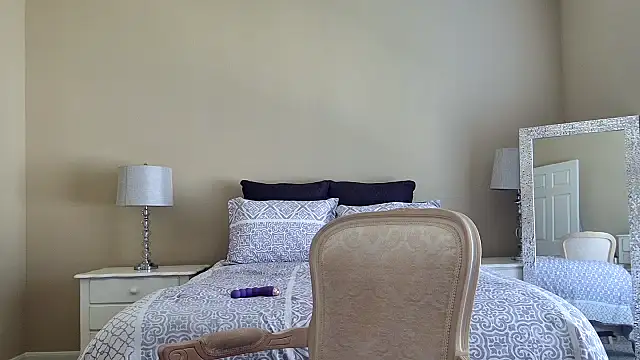 HotTxGilfMaggie online show from October 11, 2025, 7:23 pm