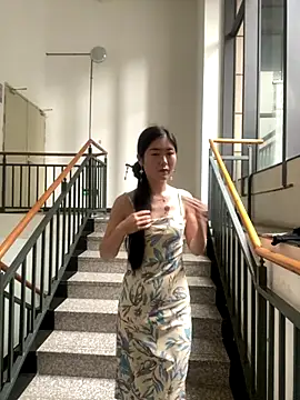 xtt1689999 online show from September 18, 2025, 2:35 am