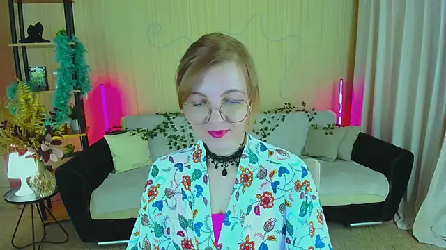 YourUniverser online show from November 30, 2025, 9:46 am