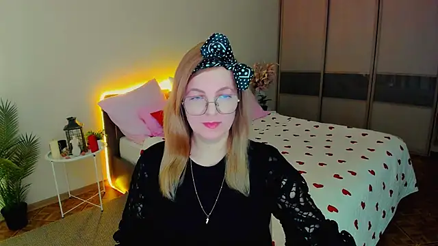 YourUniverser online show from April 24, 2026, 9:56 am