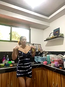 wildpussycat69 online show from December 16, 2025, 3:33 am