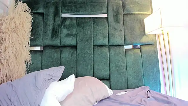 Sexxchubby online show from April 21, 2026, 2:51 am