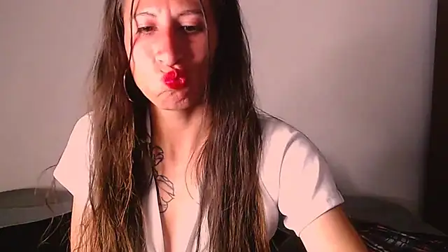 NathaSlave online show from April 23, 2026, 7:52 am