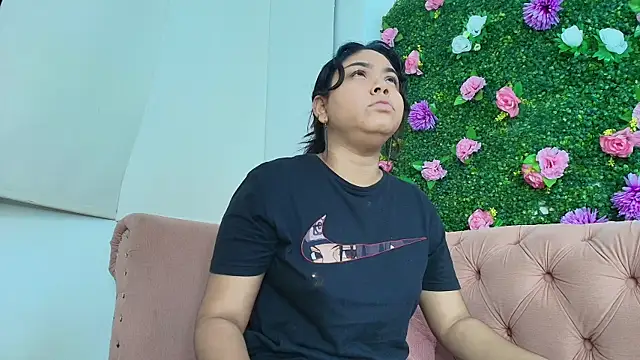 shanon marel online show from September 21, 2025, 12:07 pm