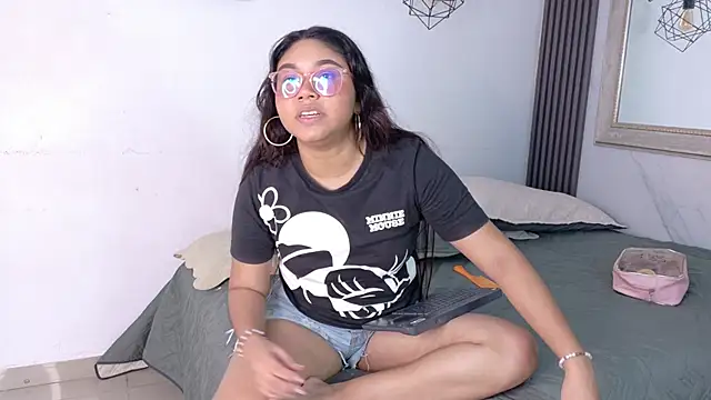 shanon marel online show from November 28, 2025, 12:08 pm