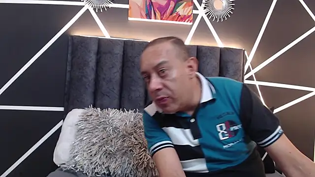 GabrielandAbigail online show from April 9, 2026, 3:39 pm