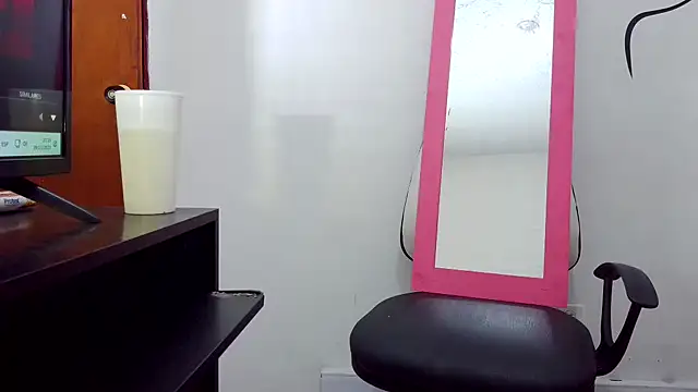 Snapshot of felipecams123 chatting on November 30, 2025, 2:15 am felipecams123 online show from November 30, 2025, 2:15 am