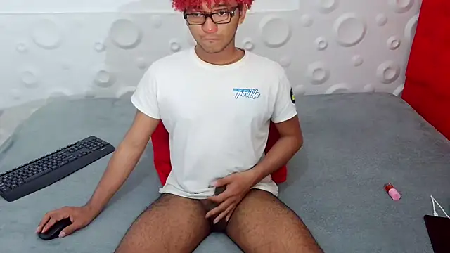 Snapshot of felipecams123 chatting on December 3, 2025, 1:46 am felipecams123 online show from December 3, 2025, 1:46 am