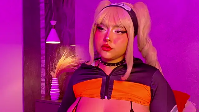 SamanthaaReed online show from September 21, 2025, 7:48 pm