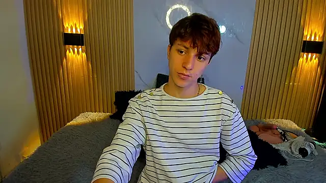 IM DAREN online show from September 28, 2025, 12:21 pm