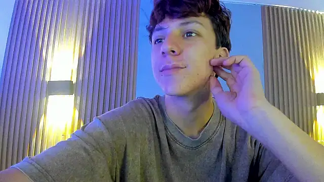 IM DAREN online show from October 4, 2025, 11:52 am