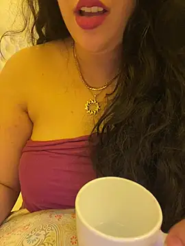 Snapshot of Bold-arabic-vibes chatting on June 23, 2026, 7:01 pm Bold-arabic-vibes online show from June 23, 2026, 7:01 pm