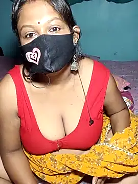 Hotty-rosni online show from October 5, 2025, 11:46 pm