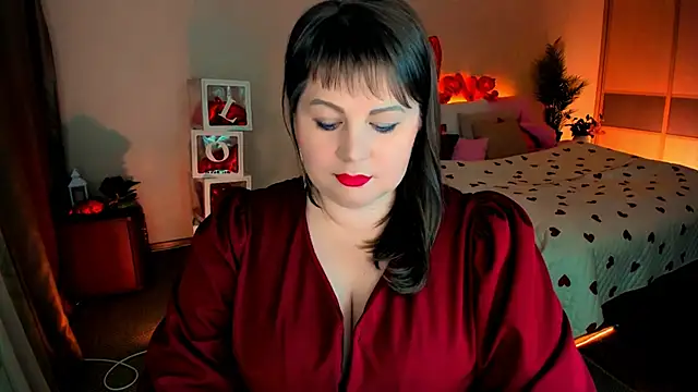 CrystaalStaar online show from February 14, 2026, 8:27 pm