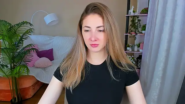 SensitiveSooul online show from October 7, 2025, 8:06 pm