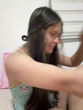 Emilyybennet  online show from March 28, 2026, 5:18 am