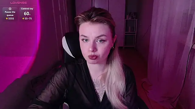 AngelicaHollywood online show from March 24, 2026, 9:09 pm