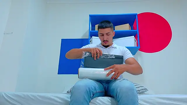 MrFox   online show from September 19, 2025, 7:36 pm