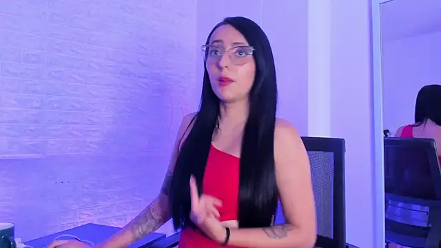  PENELOPESTAR  online show from November 15, 2025, 5:42 pm