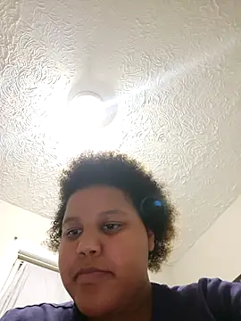 chocolate bella online show from October 24, 2025, 2:30 am