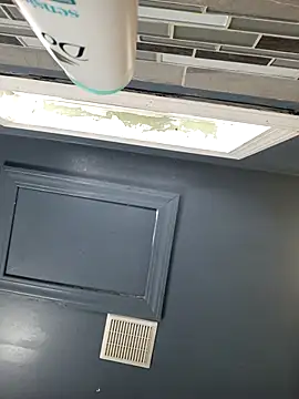 chocolate bella online show from November 2, 2025, 9:06 pm