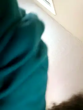 chocolate bella online show from April 21, 2026, 2:34 pm