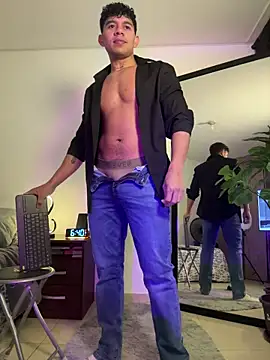 austin spears  online show from January 13, 2026, 12:38 am