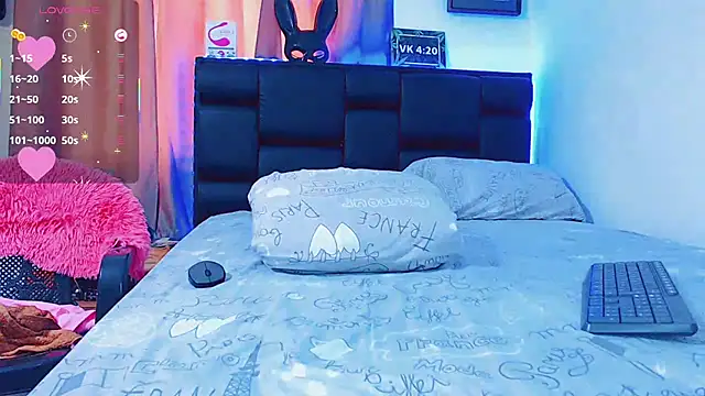 Azley sweet online show from March 12, 2025, 4:13 pm