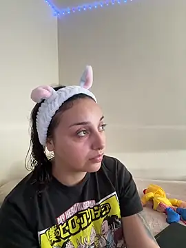 Snapshot of CharmingMaddie chatting on May 6, 2026, 7:08 pm CharmingMaddie online show from May 6, 2026, 7:08 pm