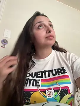Snapshot of CharmingMaddie chatting on May 15, 2026, 5:42 pm CharmingMaddie online show from May 15, 2026, 5:42 pm
