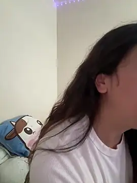 Snapshot of CharmingMaddie chatting on June 9, 2026, 6:41 pm CharmingMaddie online show from June 9, 2026, 6:41 pm