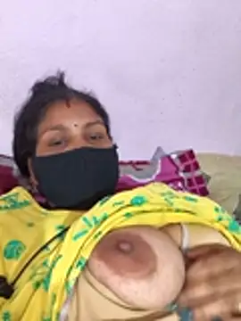 Love-pari077 online show from November 19, 2025, 5:07 am